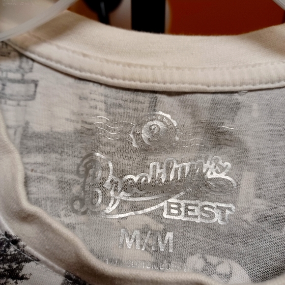 Brooklyn's Best Mens Graphic T-Shirt - Picture 5 of 5